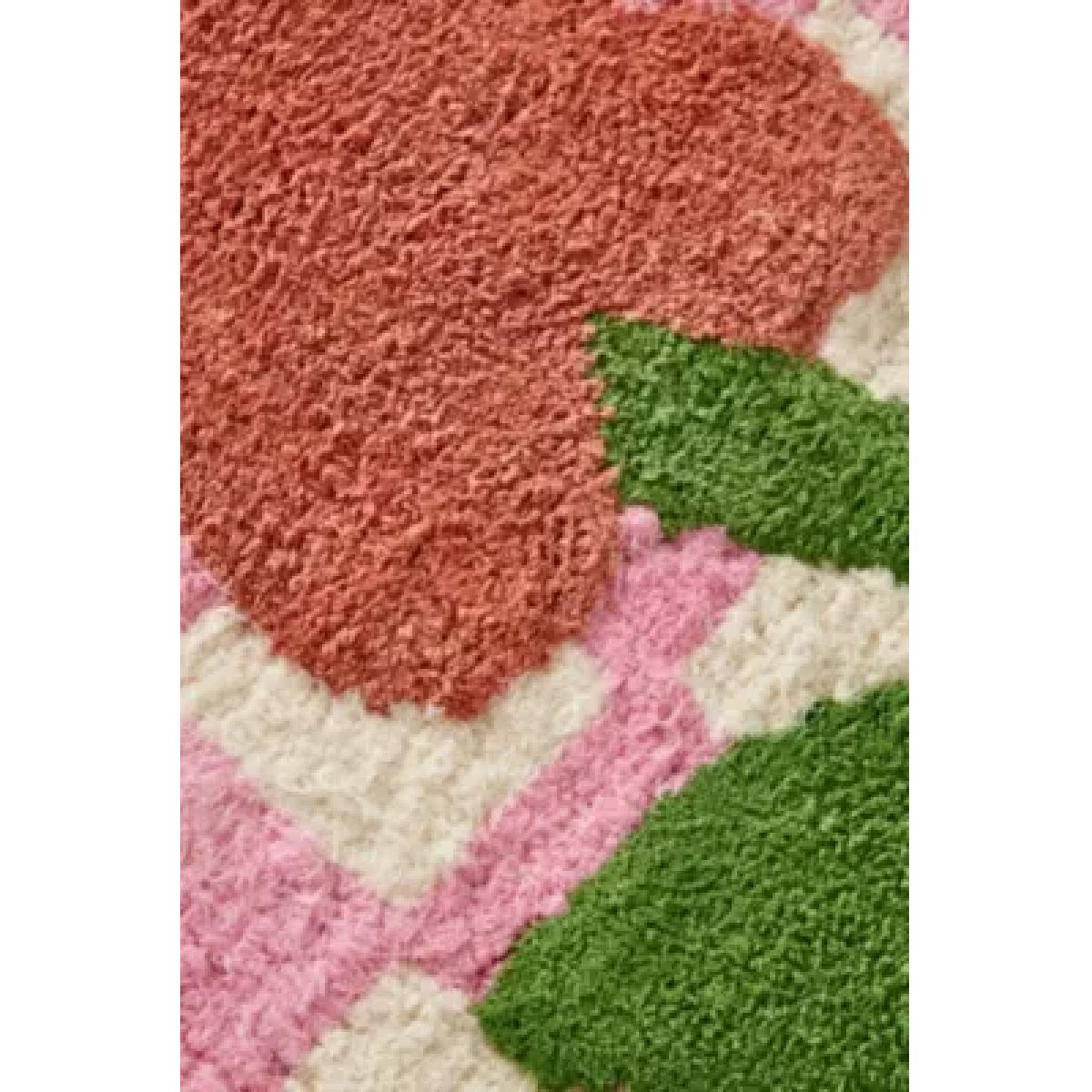 Checkboard Flower 2x3 Rug - Pink at Urban Outfitters – image 3