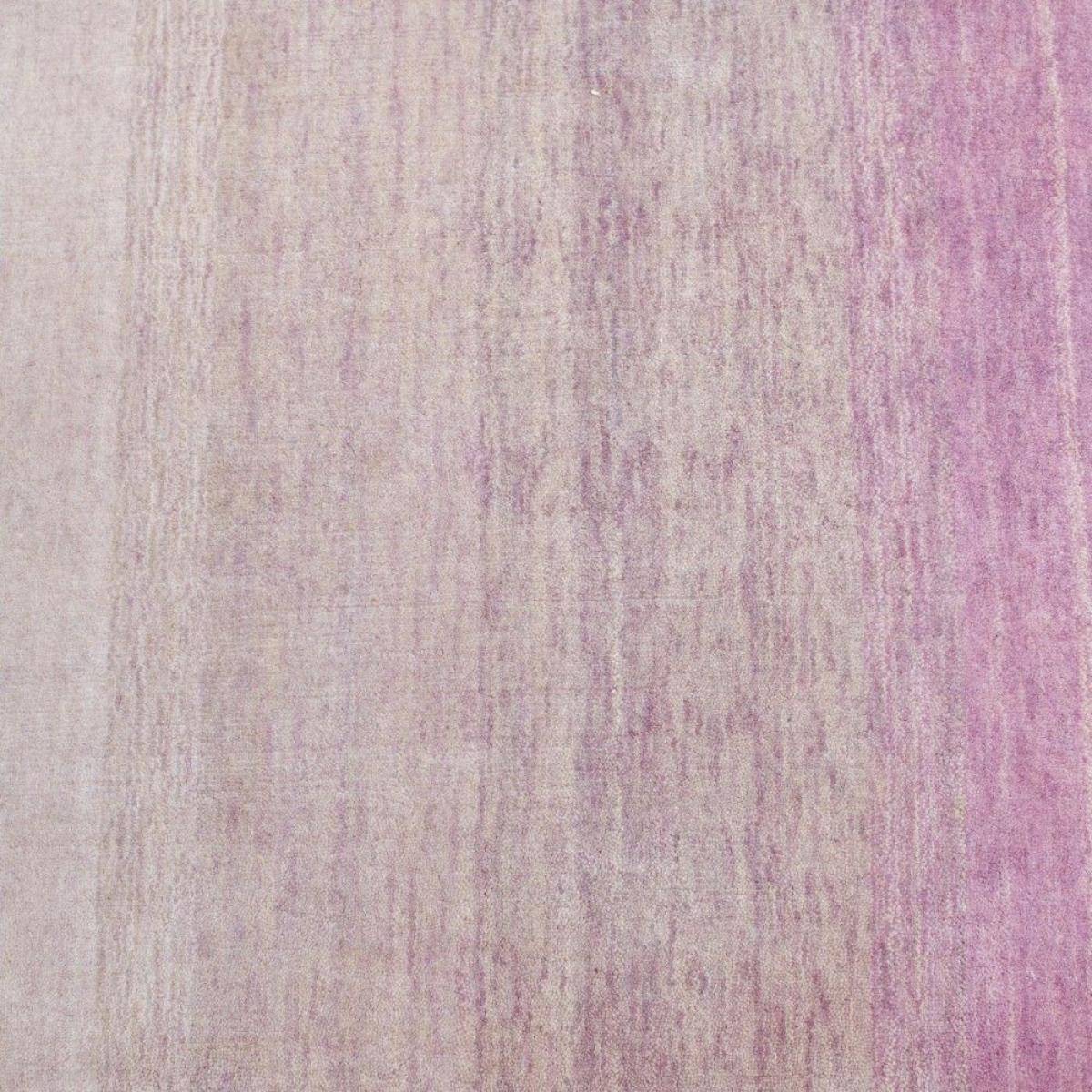 Pink Gradient Rug – image 2