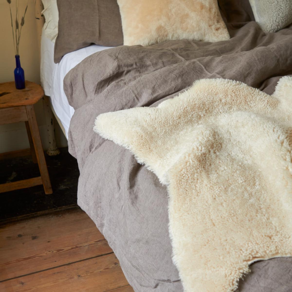 Rose Gold Single Curly Sheepskin Rug - Moonlight Owen Barry – image 3
