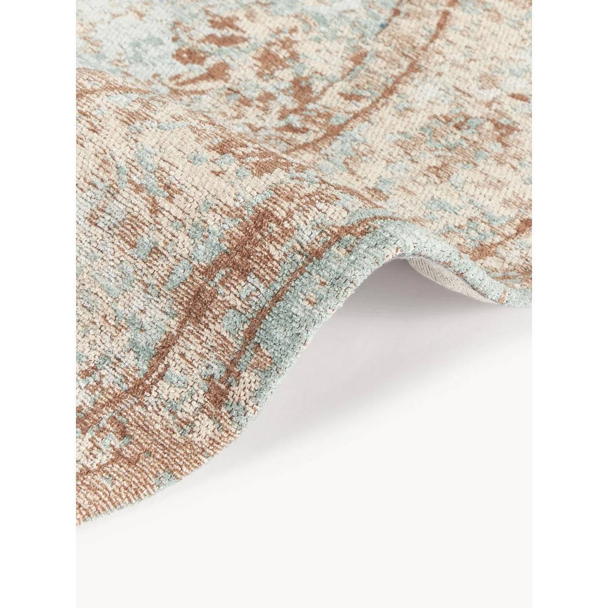 Round Hand-Woven Chenille Rug Rimini – image 7
