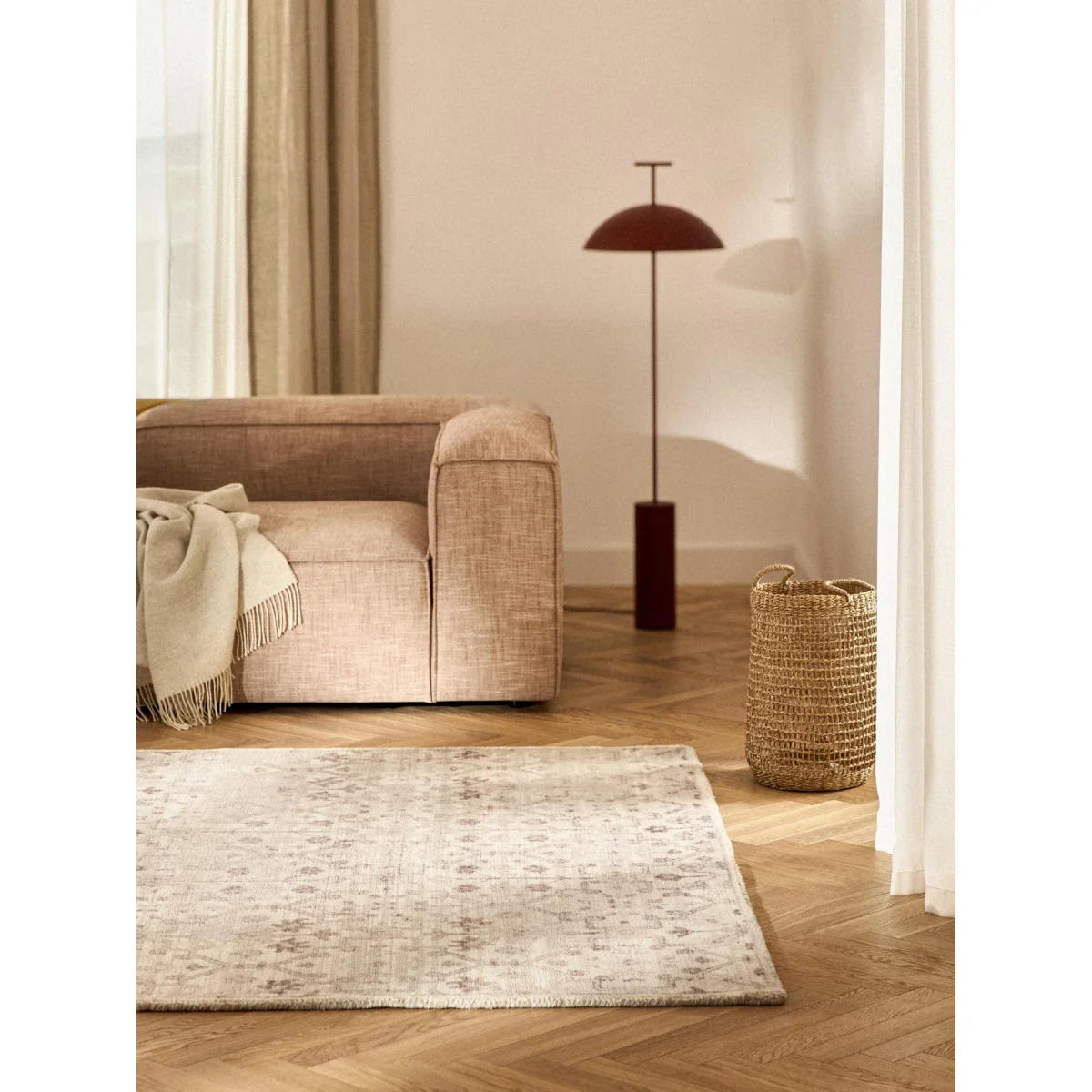 Hand-Woven Low-Pile Rug Rosalie with Ornaments – image 2