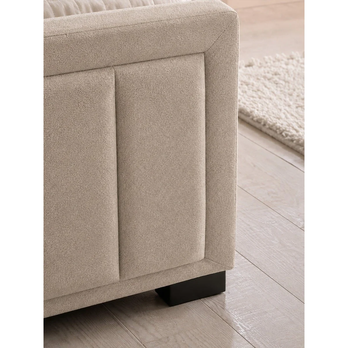 Odin Cream Velvet Bed - King – image 2