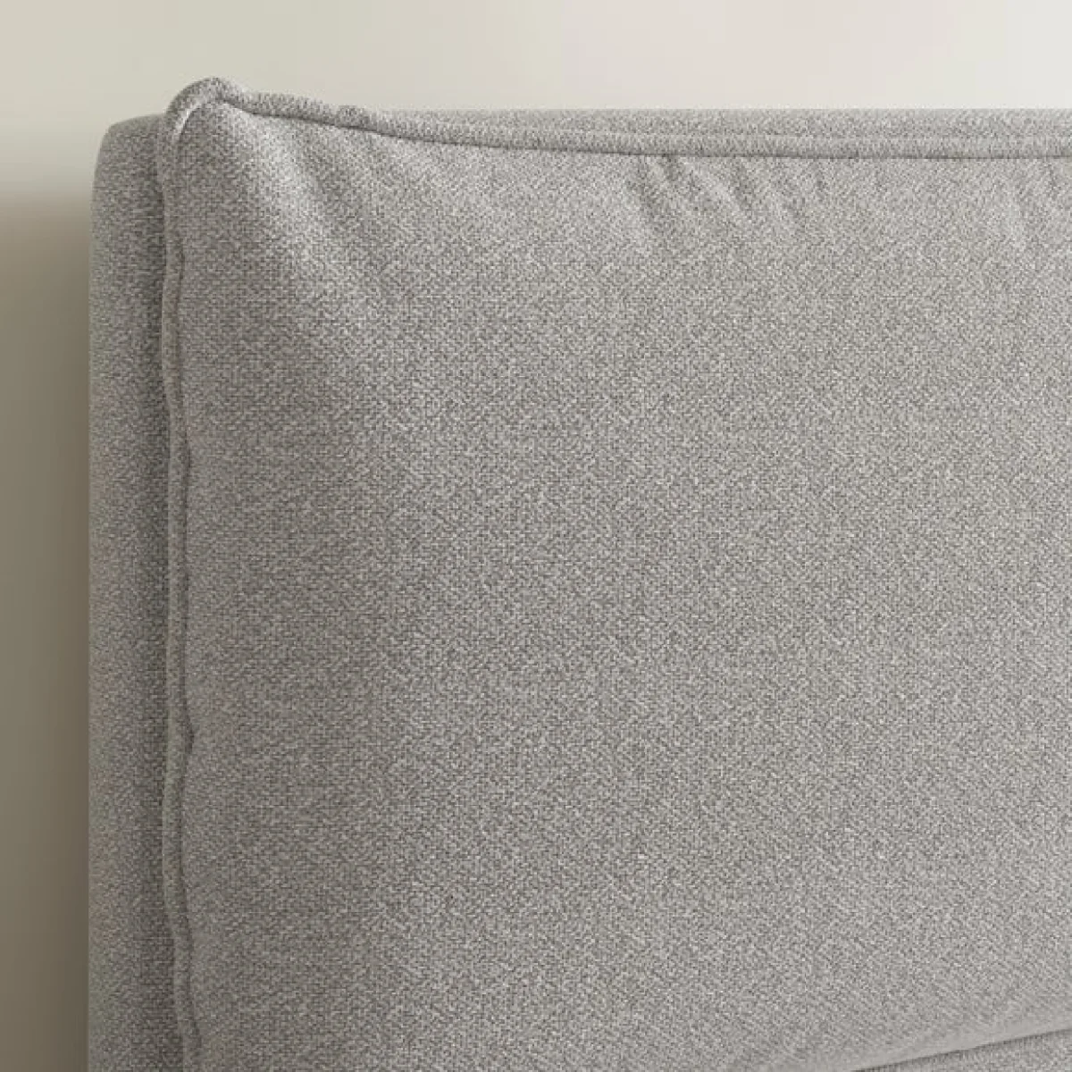 Skylar Pebble Boucle Bed – image 5