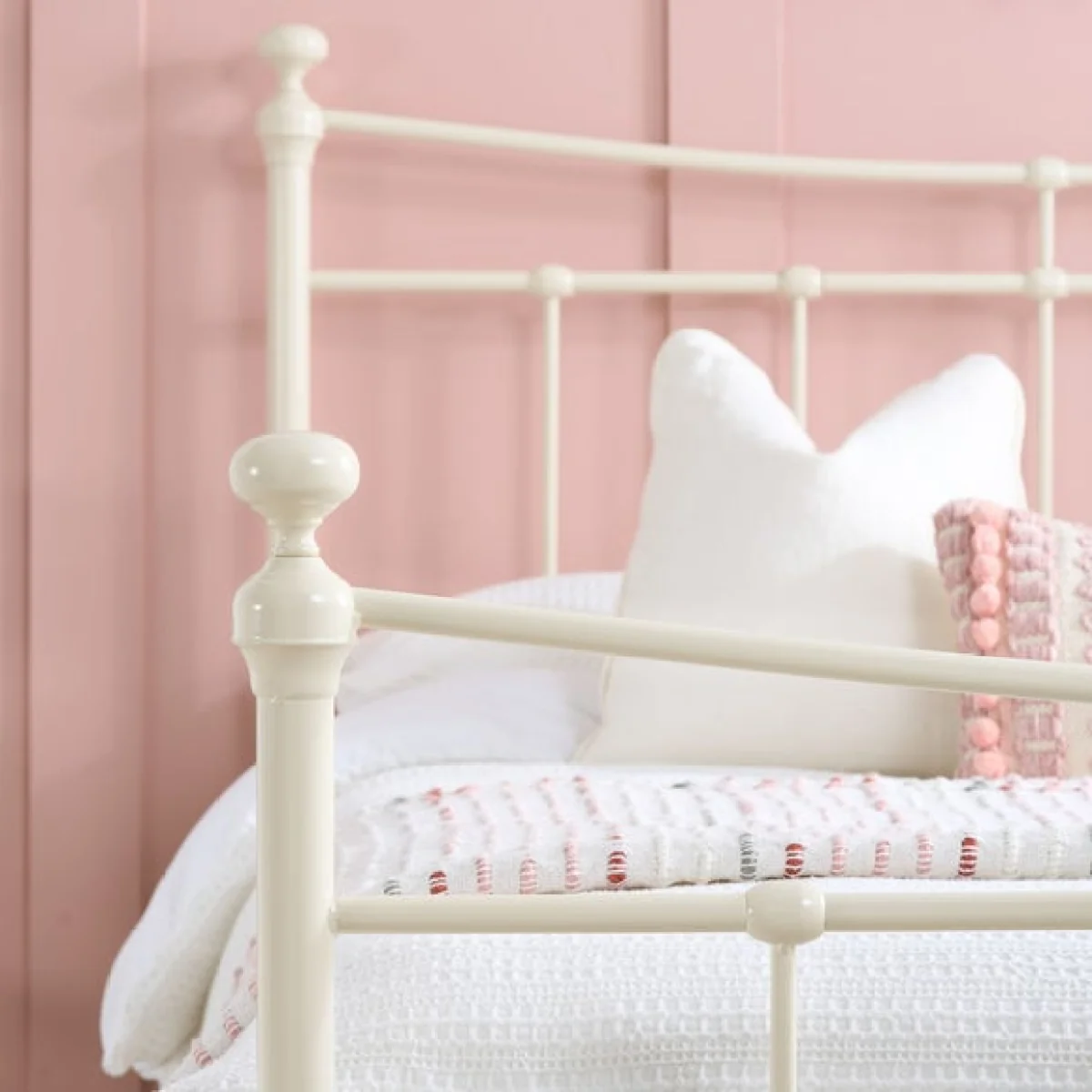 Emily Metal Bed Frame – image 3