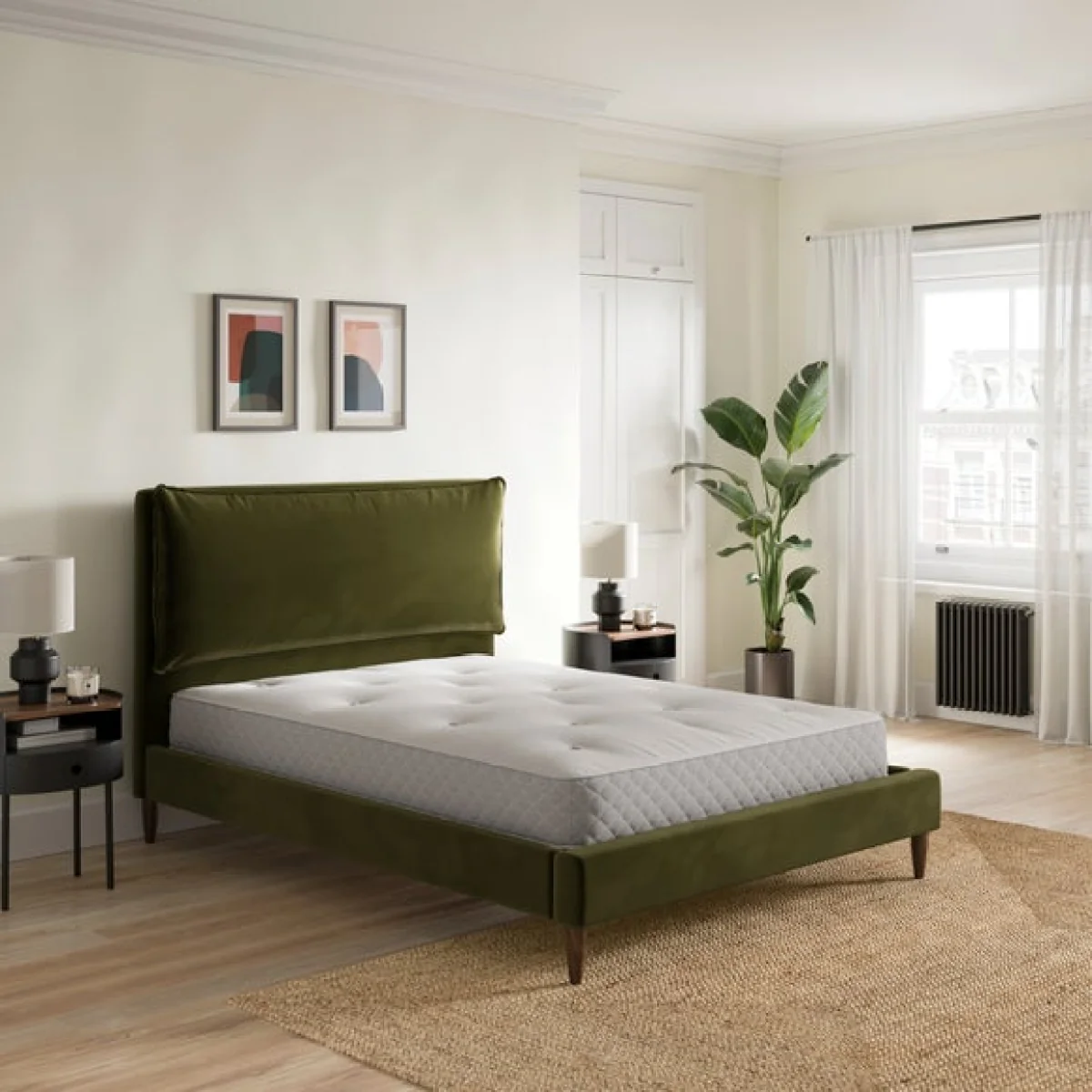Skylar Velvet Bed – image 2