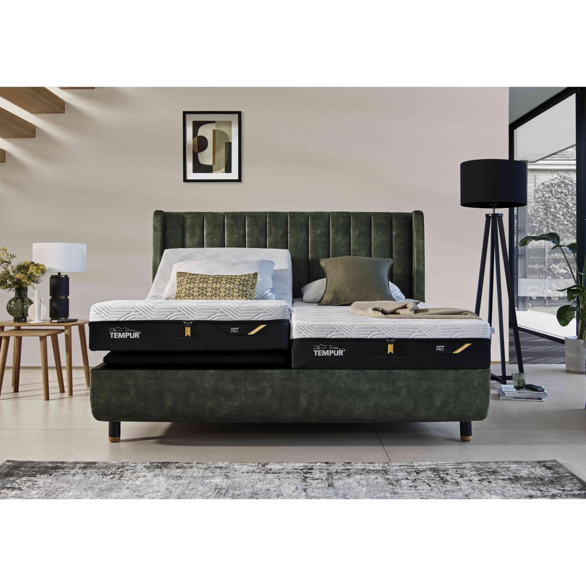 TEMPUR - Arc Ergo Smart Base Bed Frame with Lodret Headboard - Black & Gold – image 3