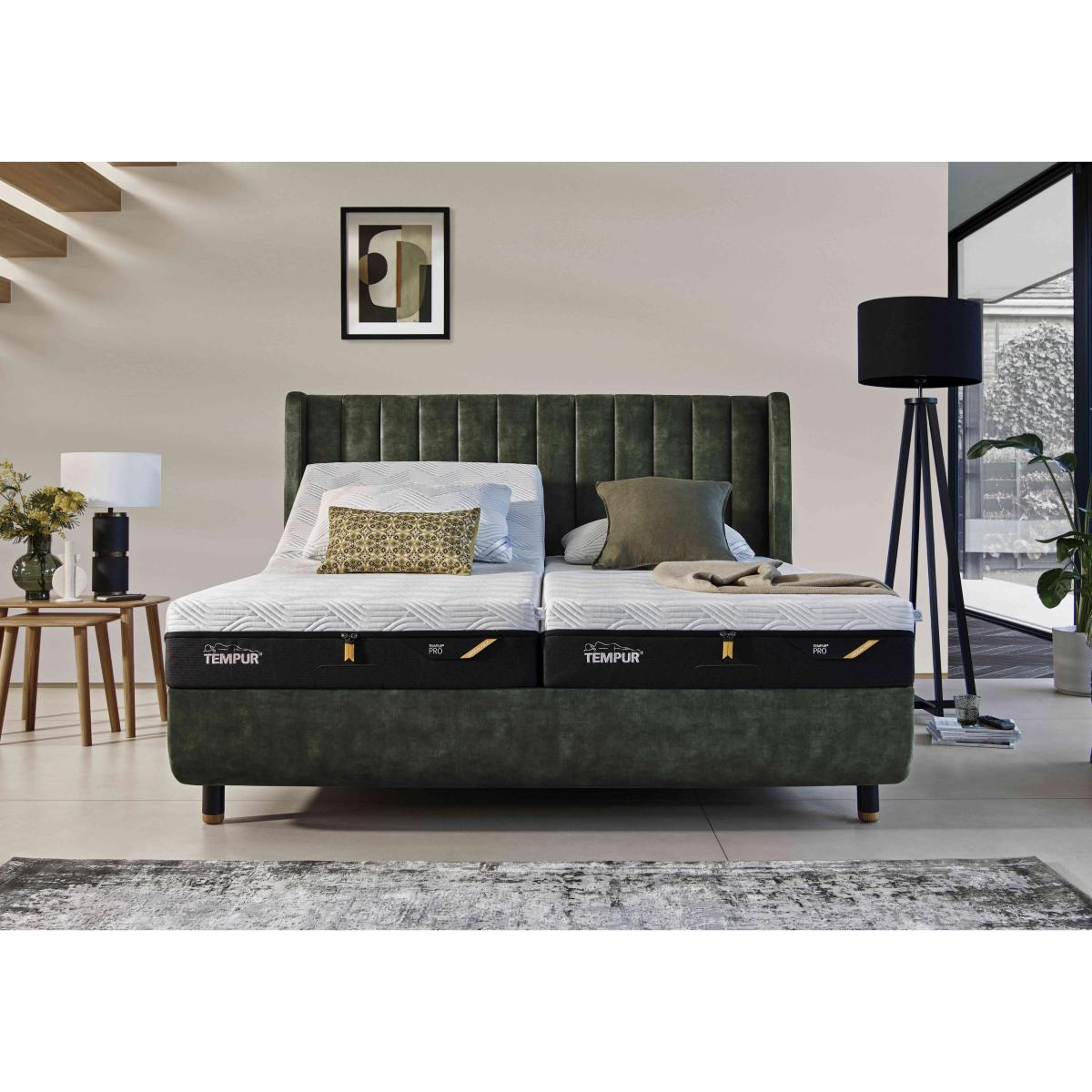 TEMPUR - Arc Ergo Smart Base Bed Frame with Lodret Headboard - Black & Gold – image 9