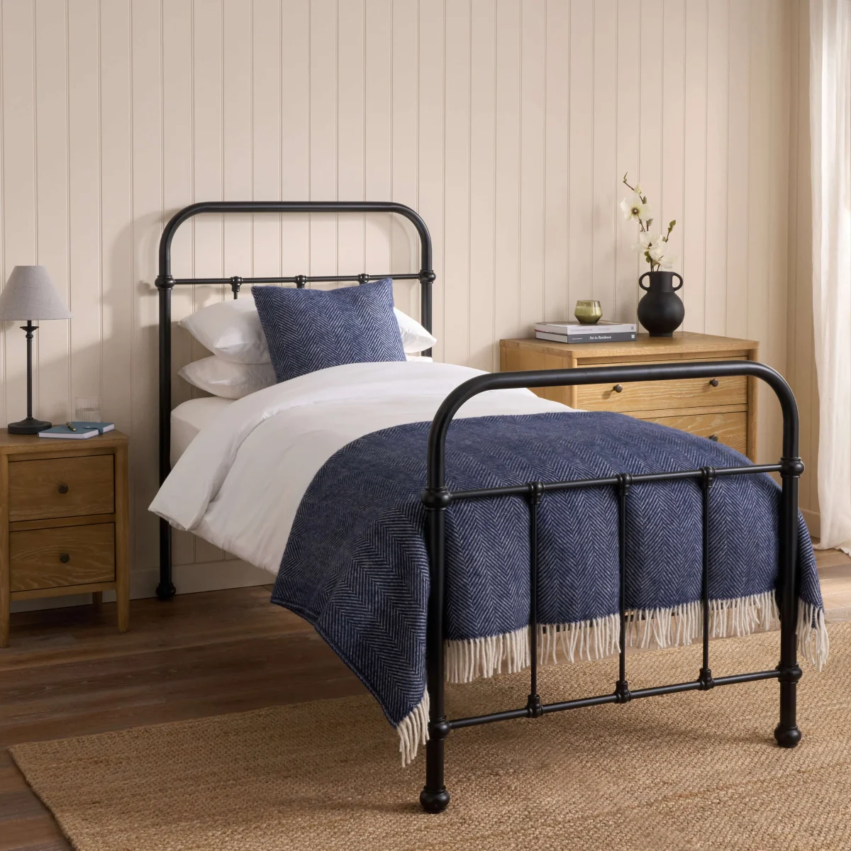 Oliver Bed, Single - Black