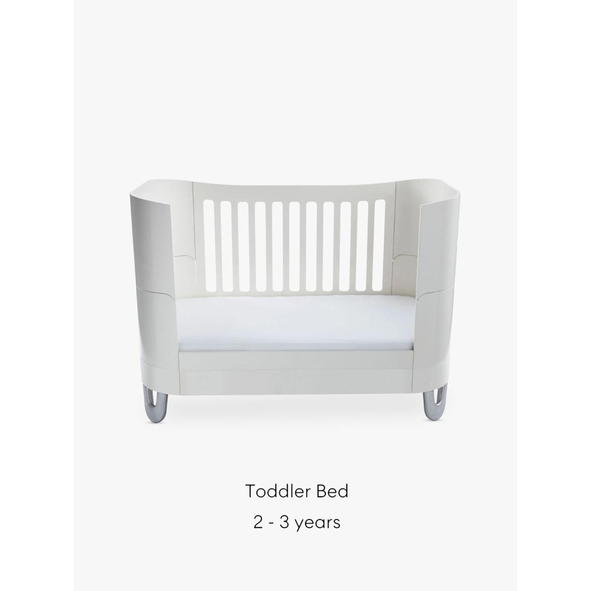 Gaia Baby Serena Complete Sleep Cotbed and Toddler Bed – image 4