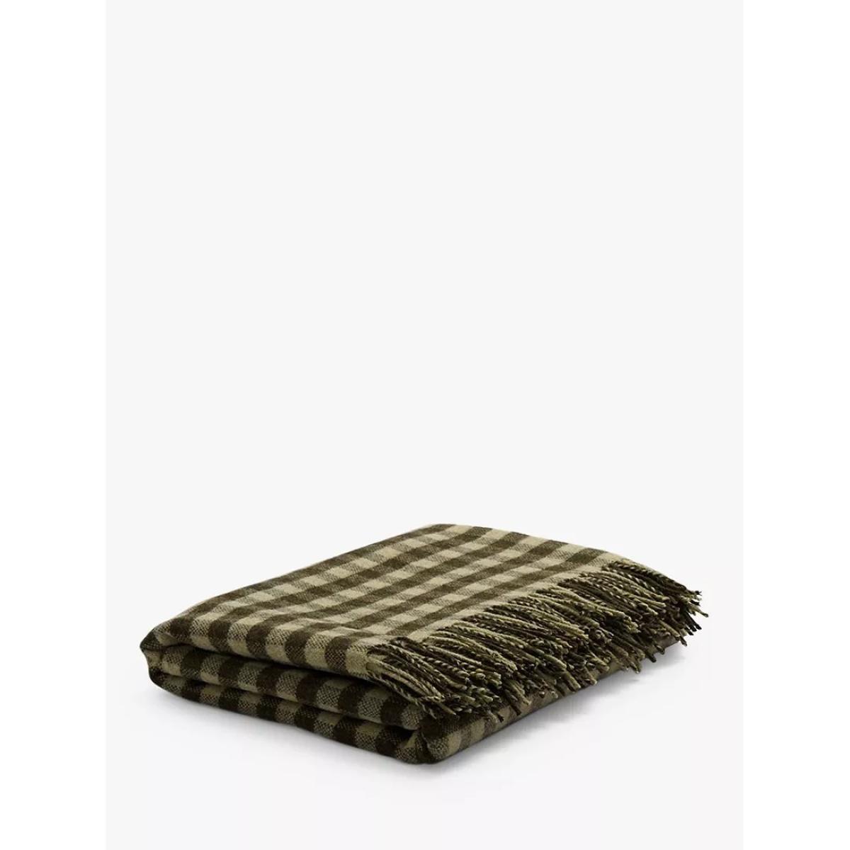 Piglet in Bed Gingham Wool Blanket – image 3
