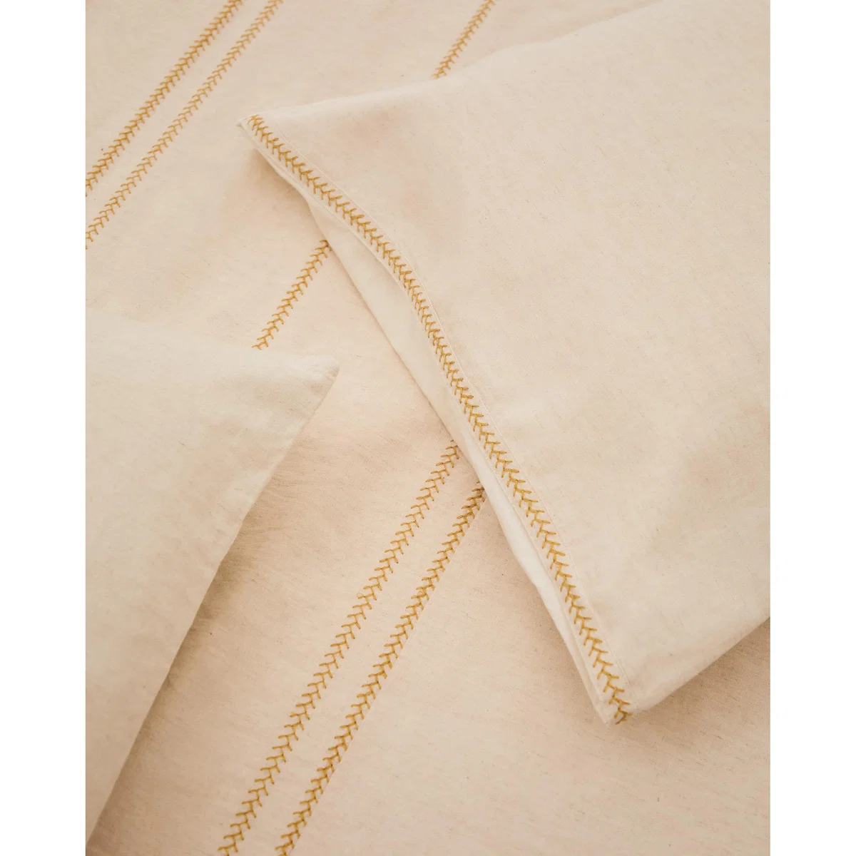 Linara Set of Duvet Cover and Pillowcases in Beige Cotton and Linen for 180 cm Bed – image 3