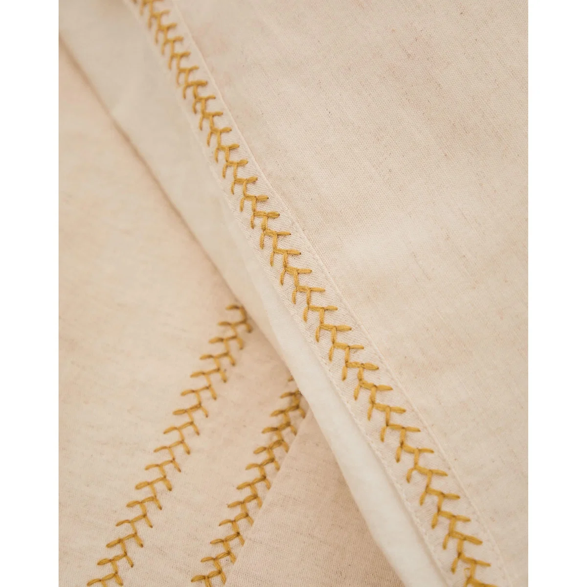 Linara Set of Duvet Cover and Pillowcases in Beige Cotton and Linen for 180 cm Bed – image 6