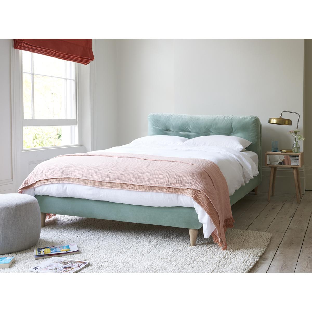 Chit Chat Bed – image 9