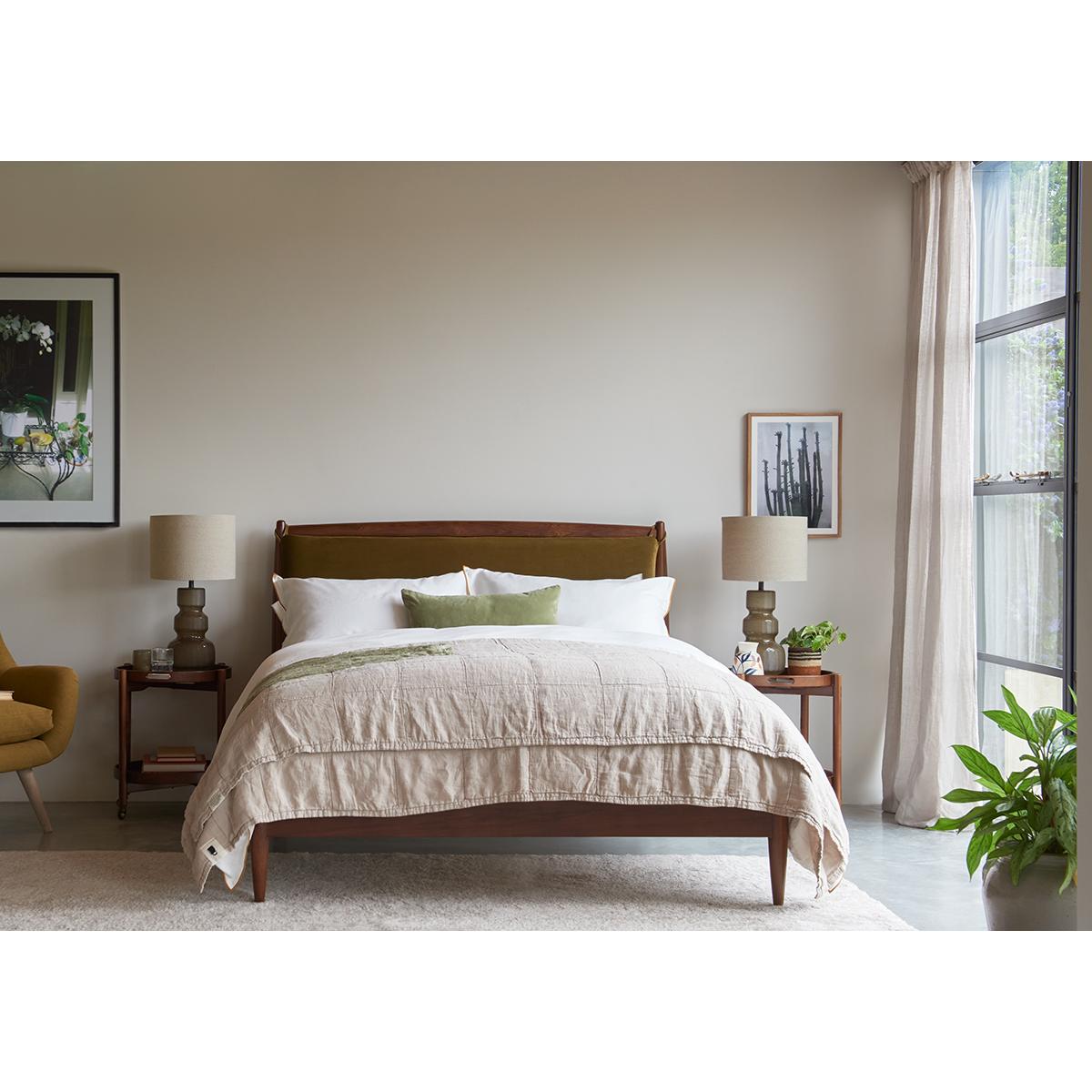 Bagel Bed in Dark Ash – image 2