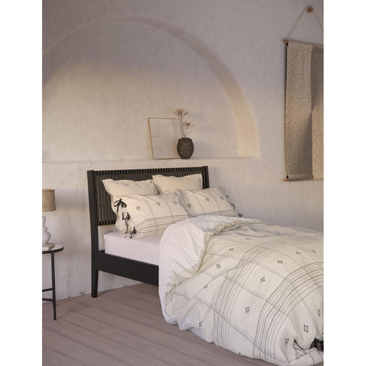 M&S X Fired Earth Charcoal Bed - 5FT - Black, Black – image 3