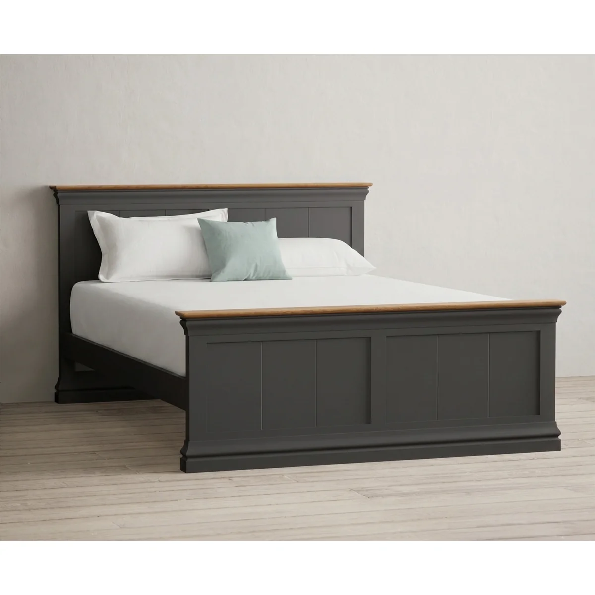 Charwood Oak and Charcoal Painted King Size Bed – image 3