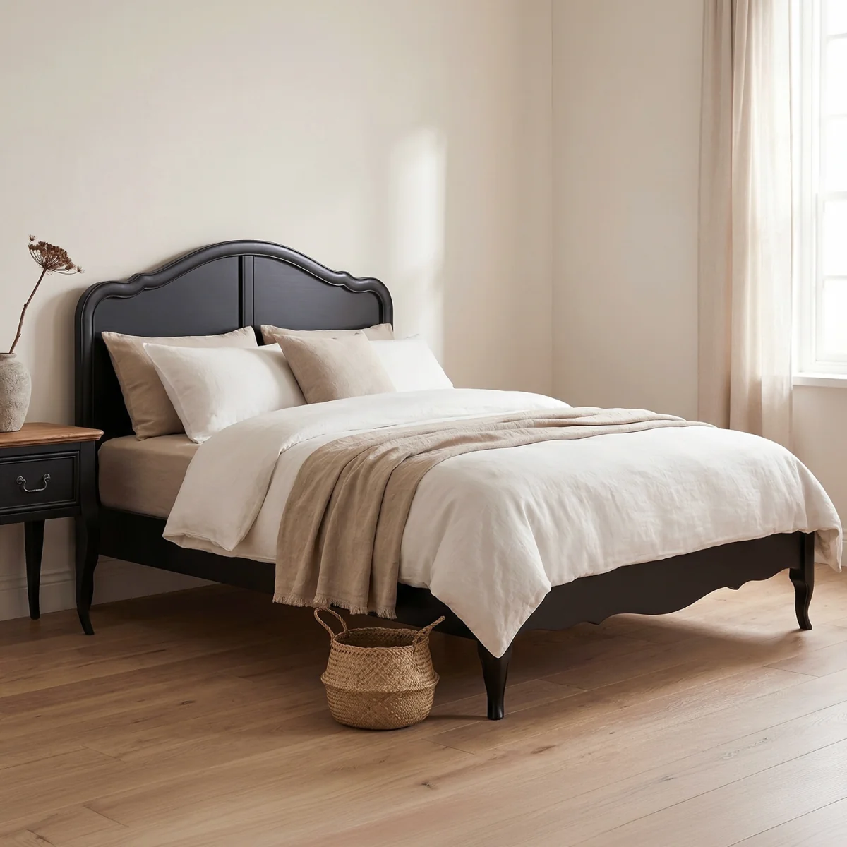 Chateau Noir Oak and Black Painted Double Bed – image 2