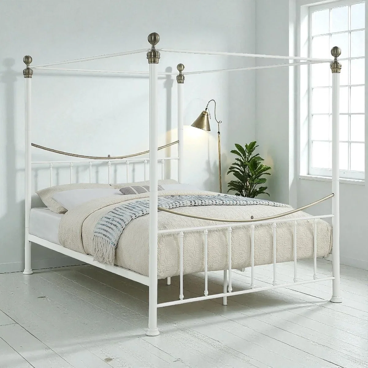 Marylebone Traditional Four Poster Metal Bed Frame, White / Double 4ft6 - 135x190cm – image 1