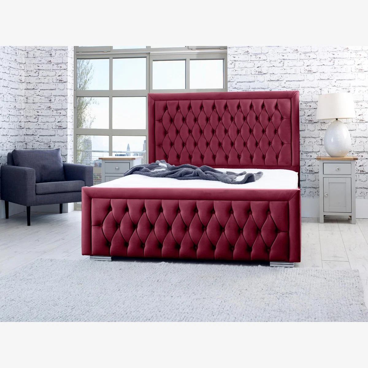 Piera Plush 4 Inch Solid Thick Bed Frame With Chesterfield Headboard - Maroon / Single