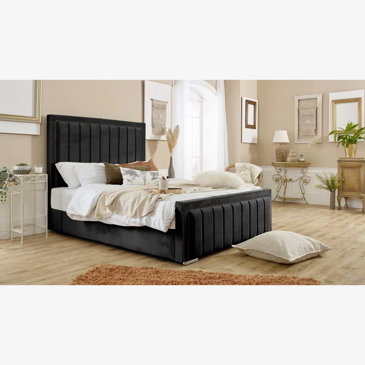 Island Plush 4 Inch Solid Thick Bed Frame With Lined Headboard - Black / King