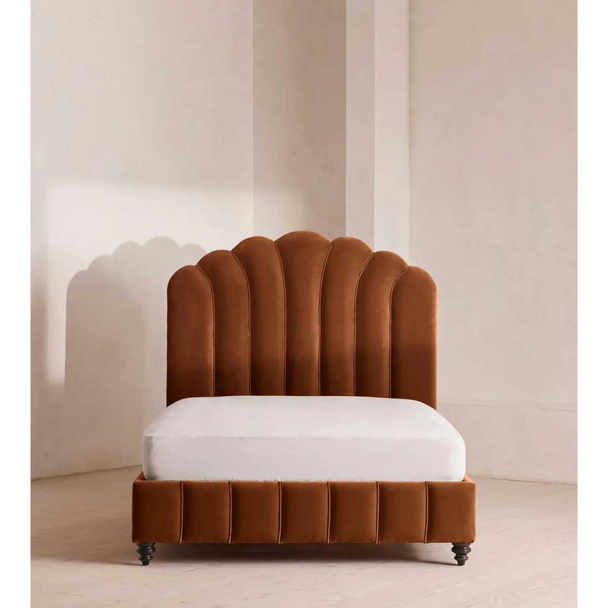 Manette Bed, King, Velvet, Cinnamon, UK – image 3