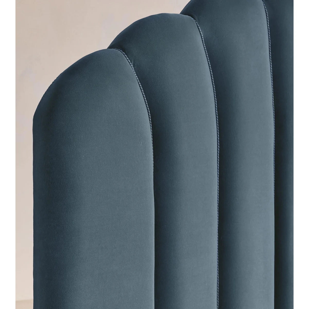 Manette Bed, with Twisted Cord, King, Velvet, Grey Blue – image 5