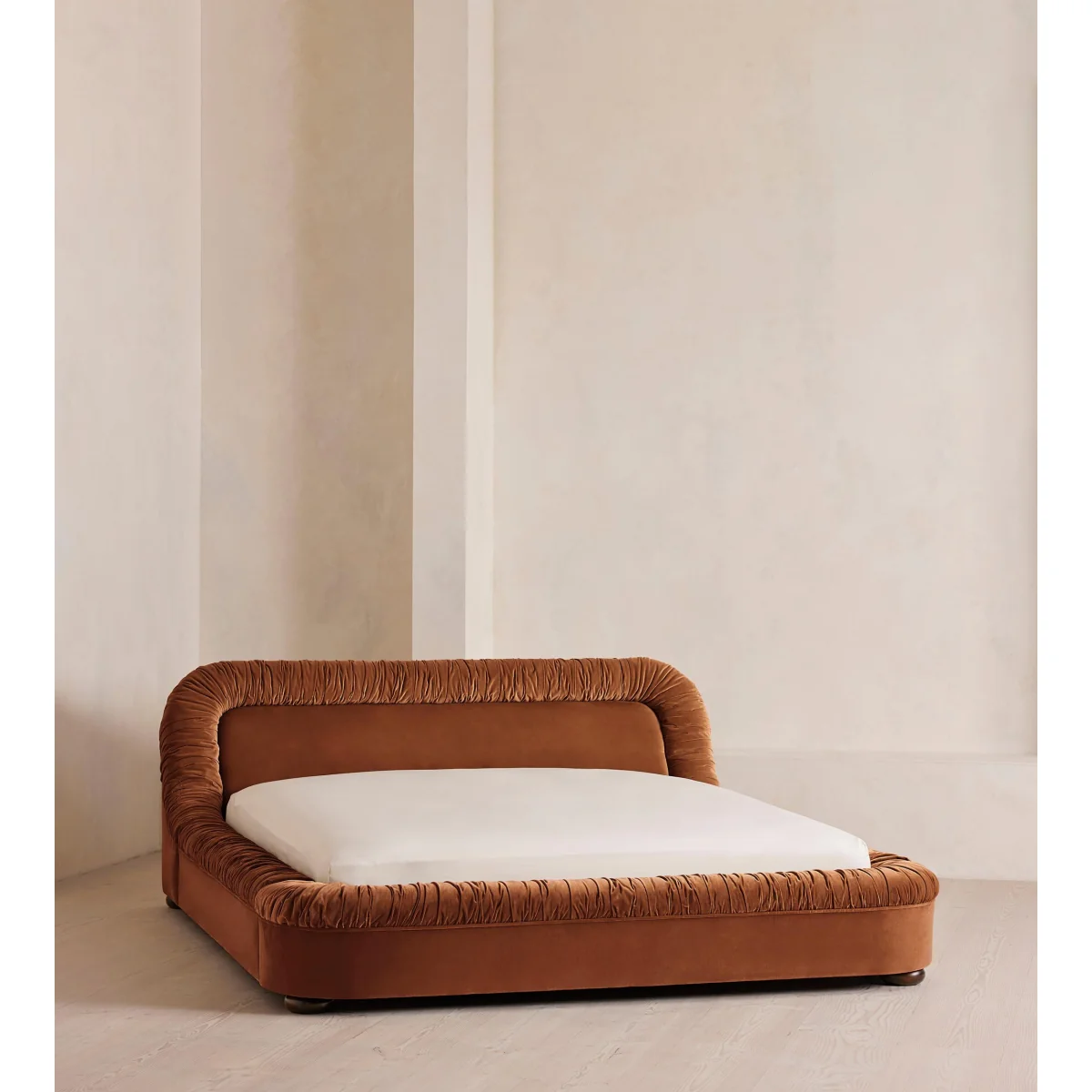 Vara Bed, King, Velvet, Cinnamon, UK – image 2