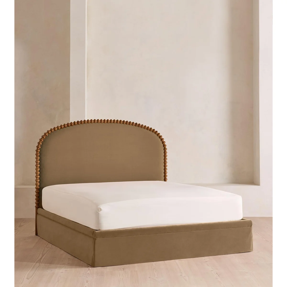 Mika Bed, King, Velvet, Truffle, UK – image 2