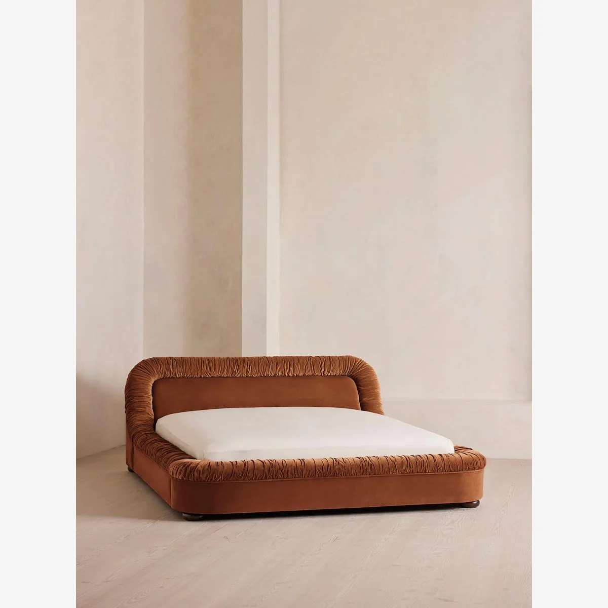 Vara Bed, Emperor, Velvet, Cinnamon, UK – image 1