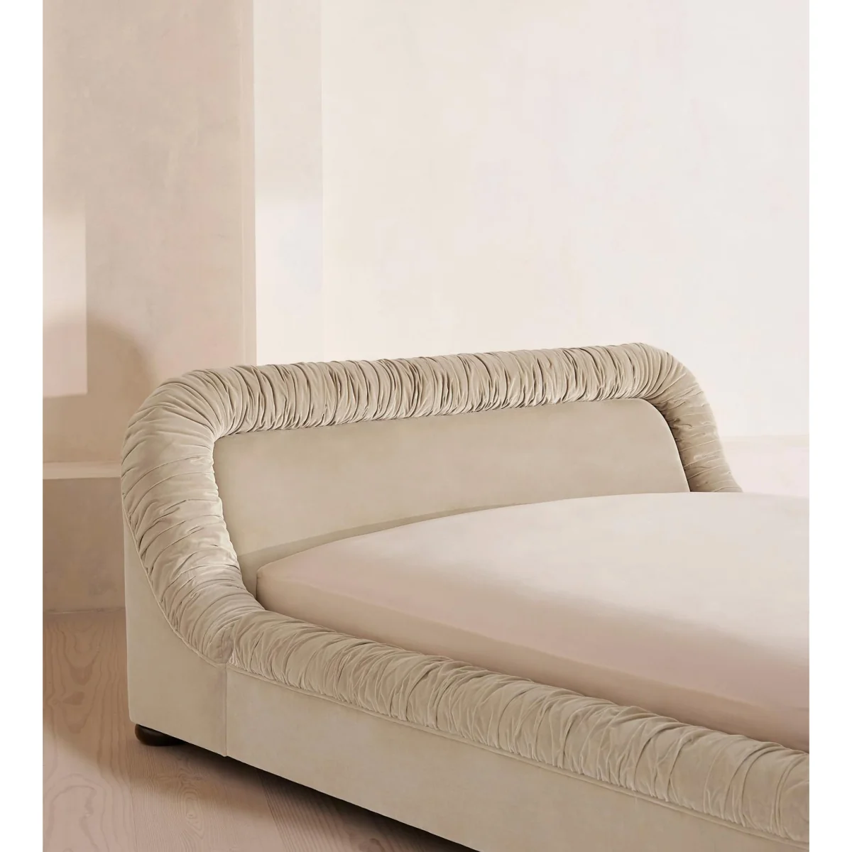 Vara Bed, King, Velvet, Oyster, UK – image 4