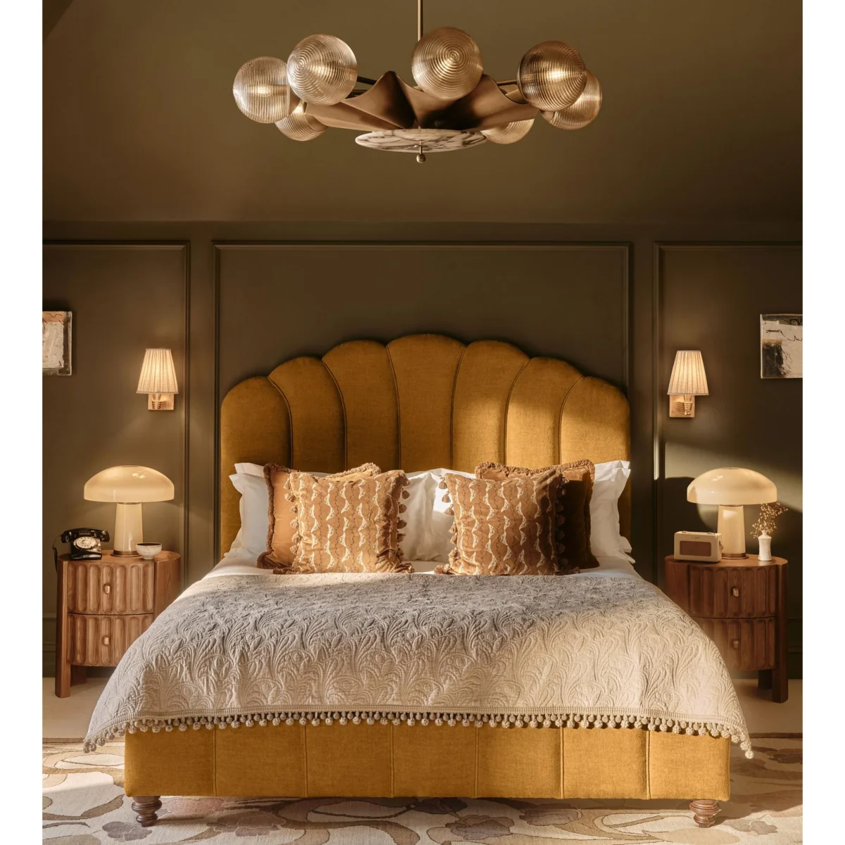 Manette Bed, King, Linen, Turmeric, UK – image 2