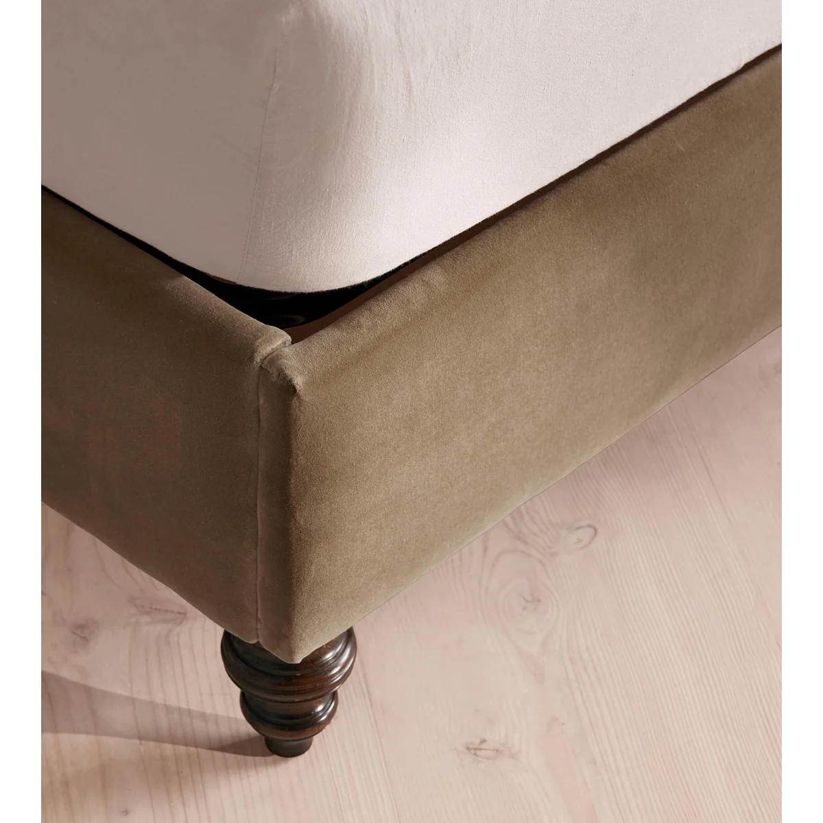 Rivas Bed, Double, Velvet, Truffle, UK – image 4