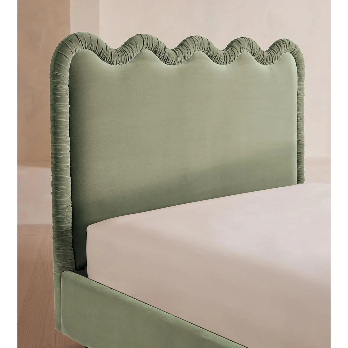 Tristan Bed, Emperor, Velvet, Seafoam, UK – image 5