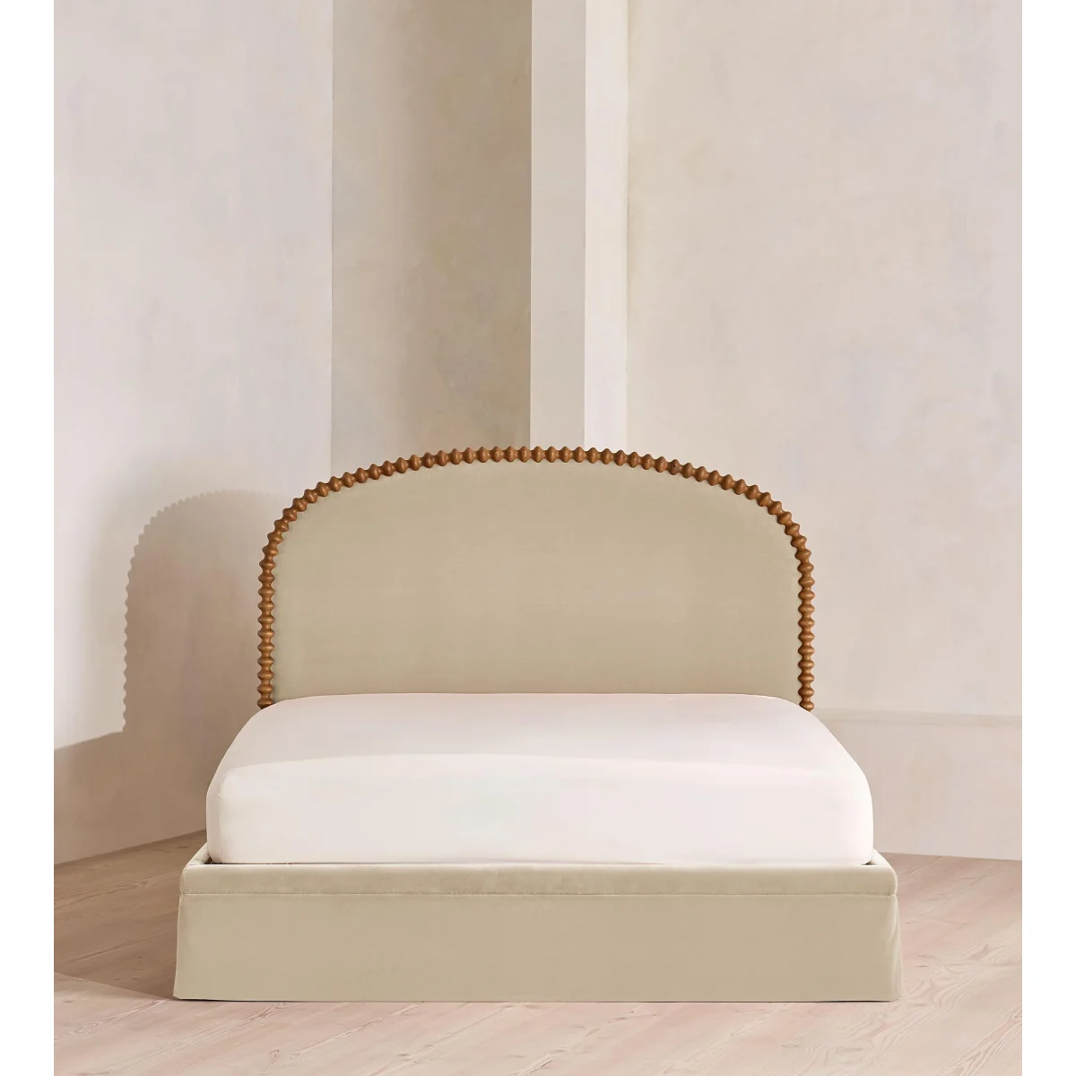 Mika Bed, King, Velvet, Oyster, UK – image 3