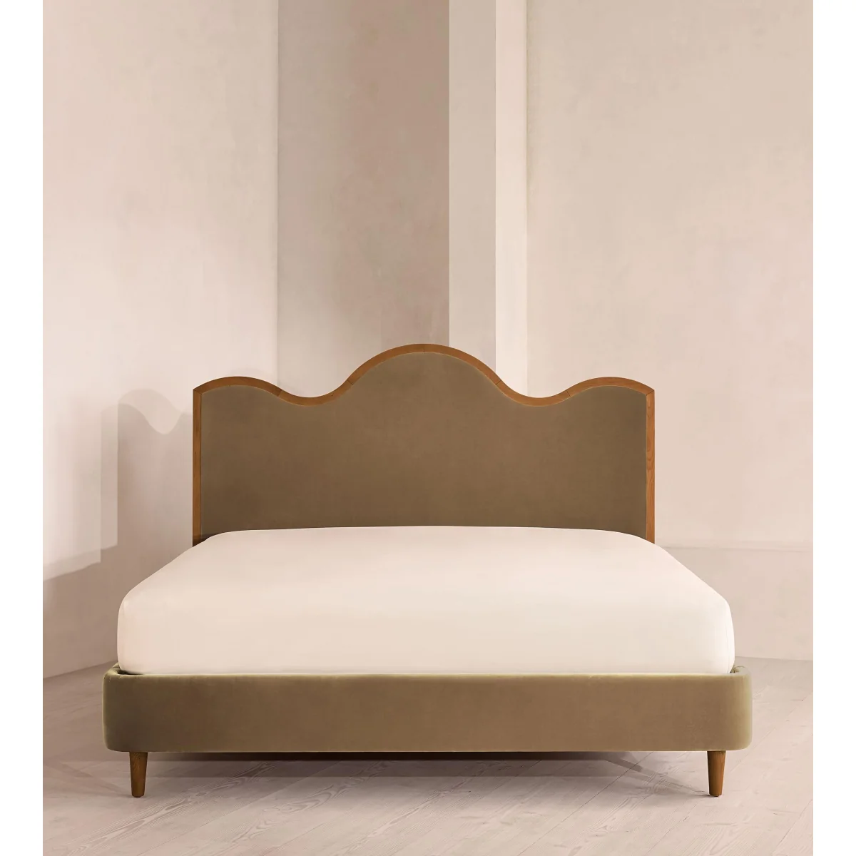 Aubrey Bed, King, Velvet, Truffle, UK – image 3