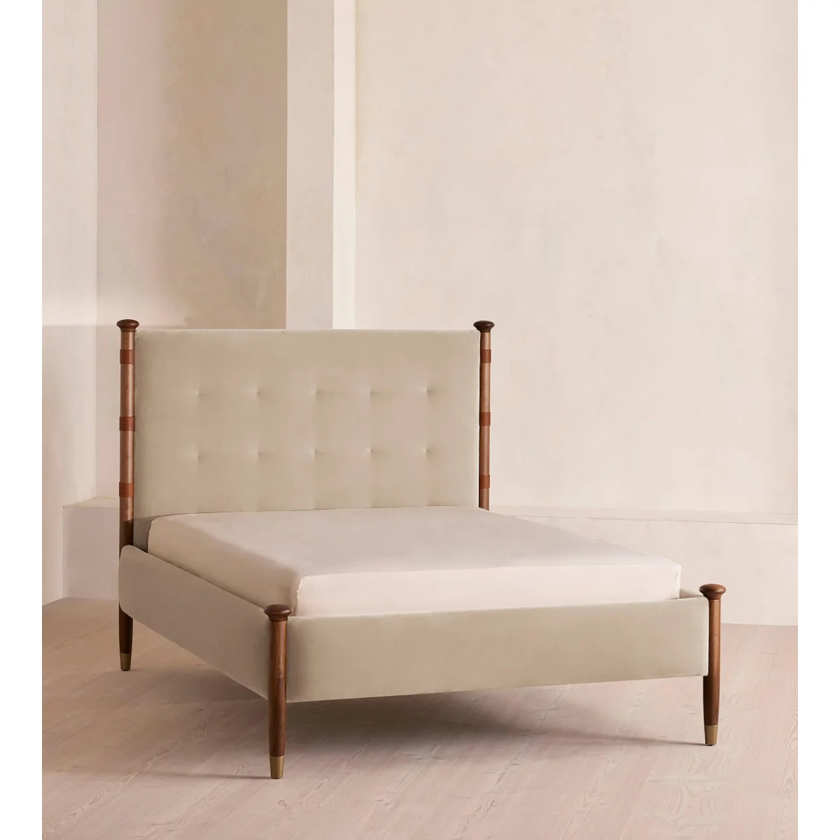 Paolo Bed, King, Velvet, Oyster, UK – image 2