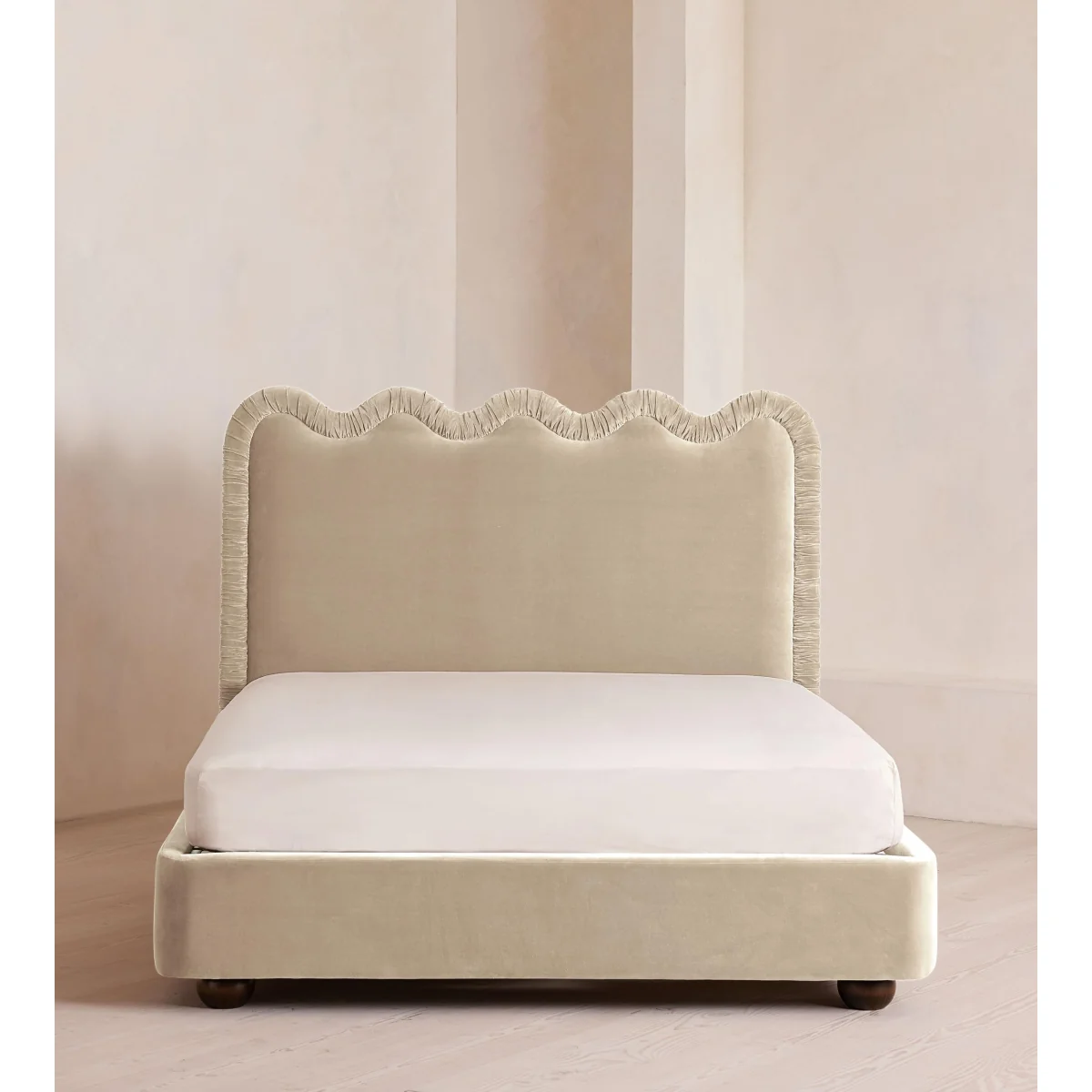 Tristan Bed, Emperor, Velvet, Oyster, UK – image 3