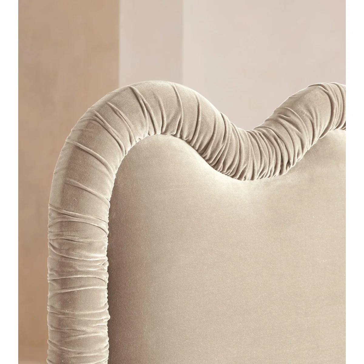 Tristan Bed, Emperor, Velvet, Oyster, UK – image 4
