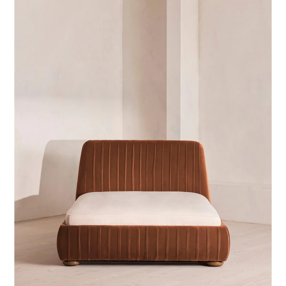 Vivienne Bed, King, Velvet, Cinnamon, UK – image 3
