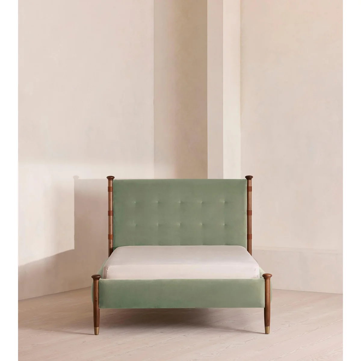 Paolo Bed, King, Velvet, Seafoam, UK – image 3