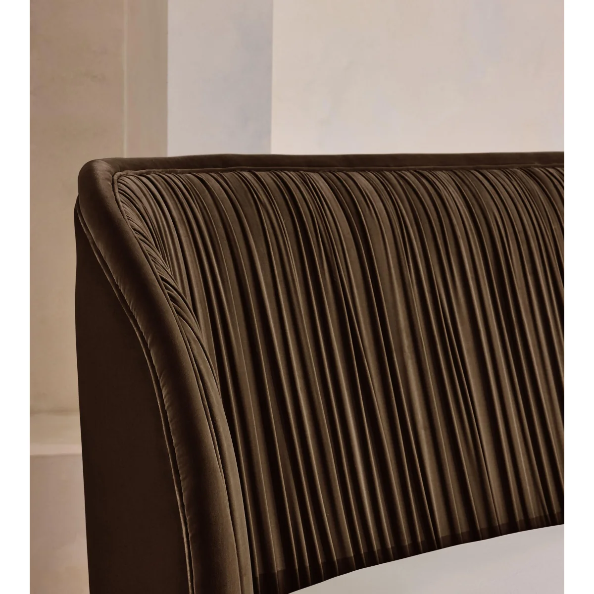 Blair Bed, King, Velvet, Chocolate, UK – image 7