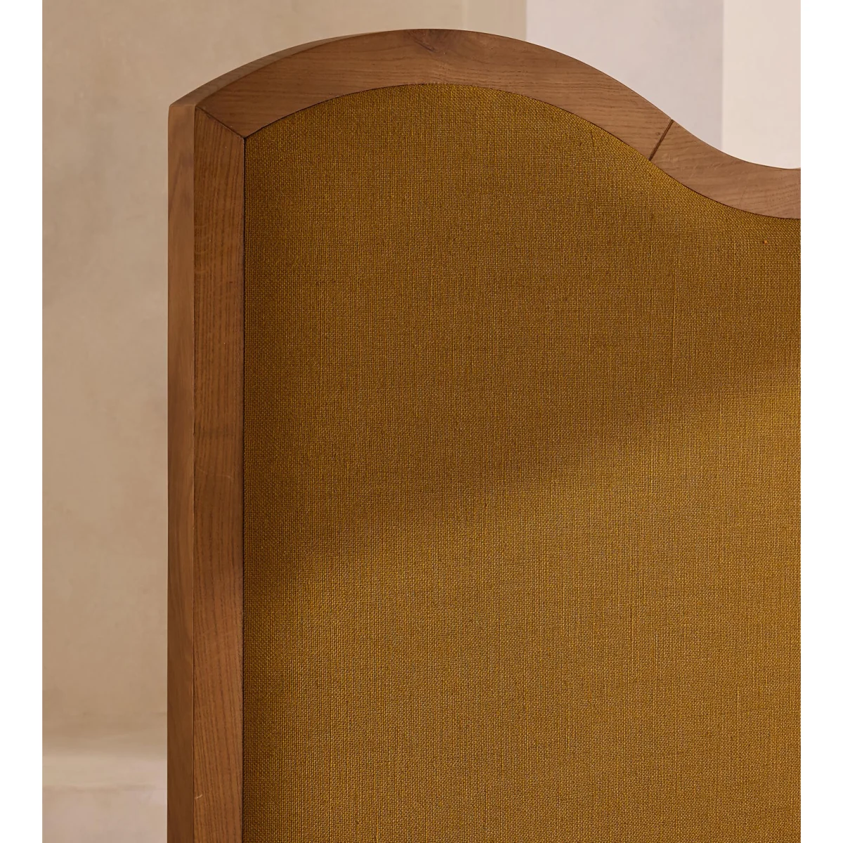 Aubrey Bed, King, Linen, Turmeric, UK – image 4