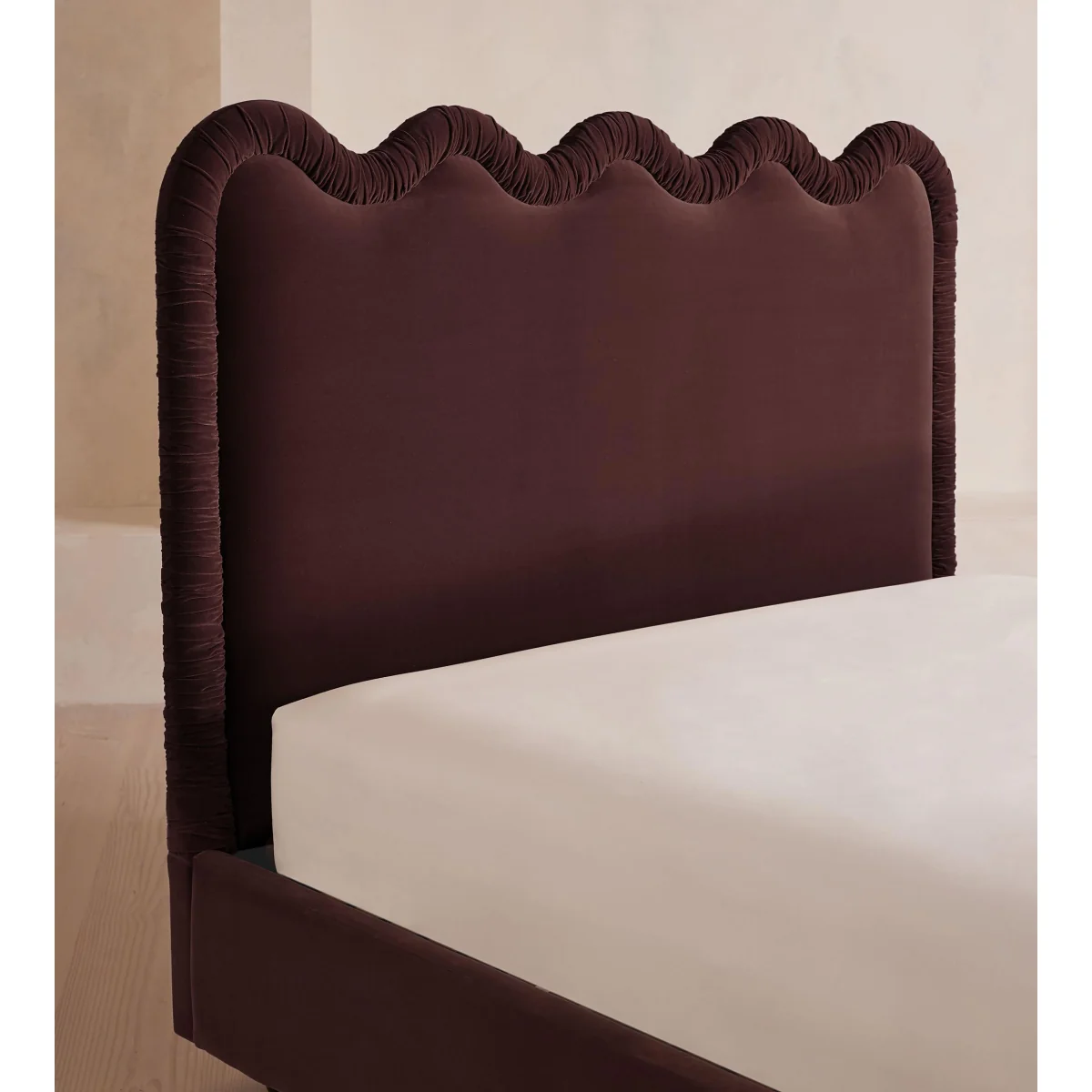 Tristan Bed, Emperor, Velvet, Aubergine, UK – image 5