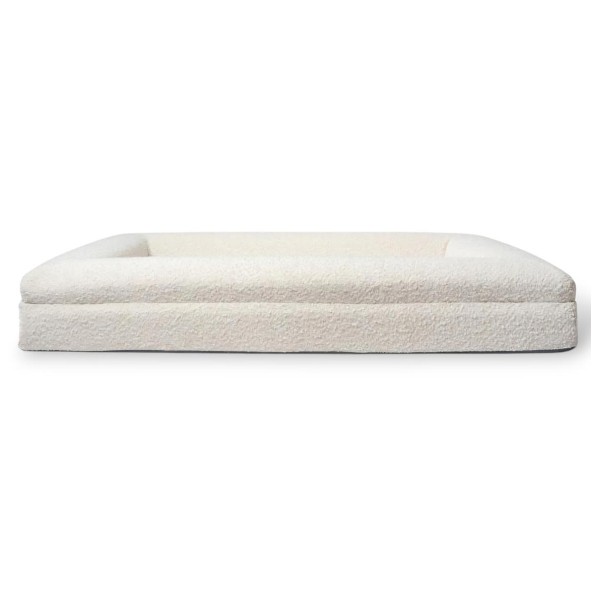 White Dog Bed Size S Orthopaedic With Memoryfoam Mattress And Washable Bouclé Cover | Small | Benny Burton – image 5