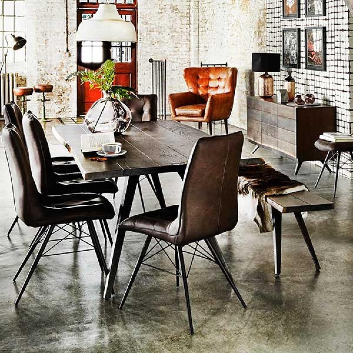 Vega Solid Oak Dining Table – image 3