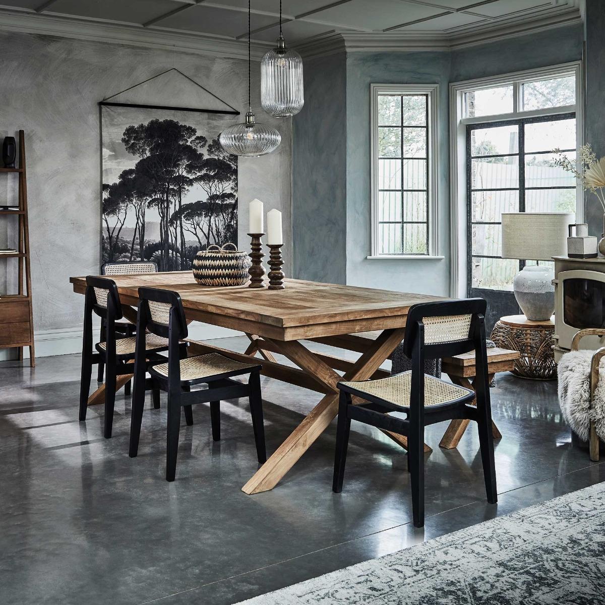Palu Dining Table – image 2