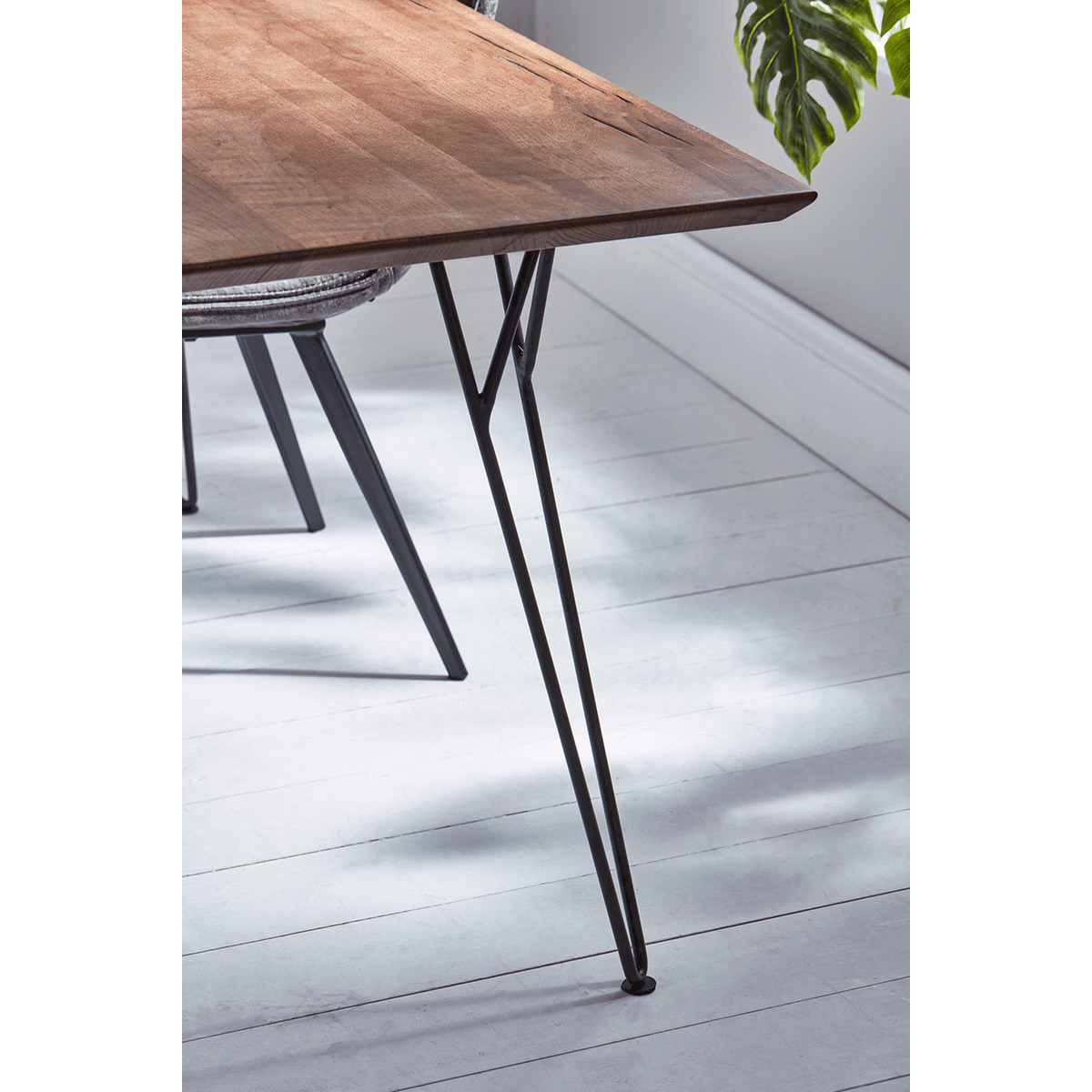 Frame Hairpin Dining Table – image 2