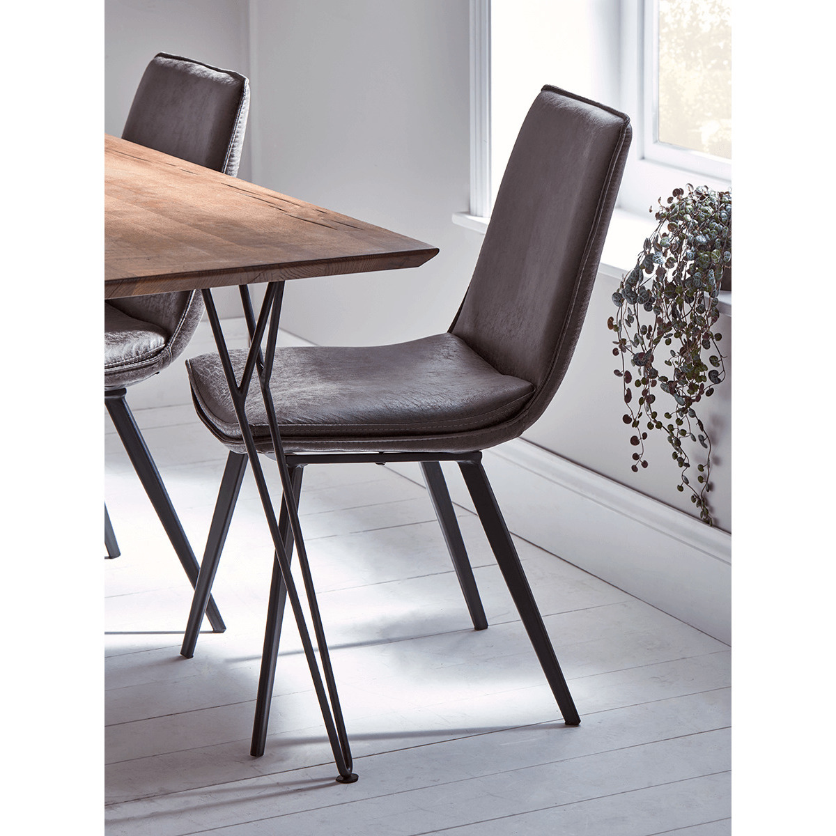 Frame Hairpin Dining Table – image 3