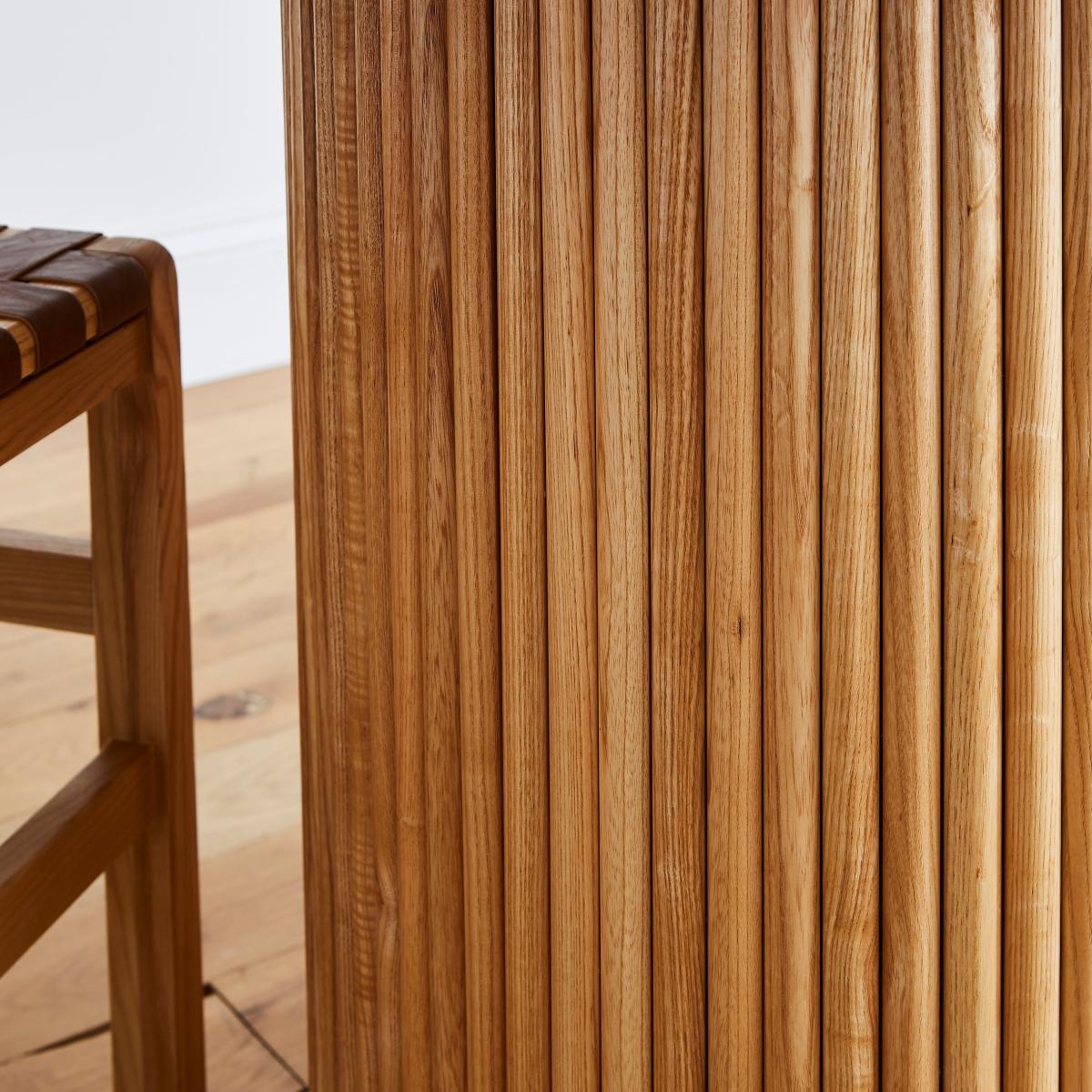 Amari Round Dining Table – image 4