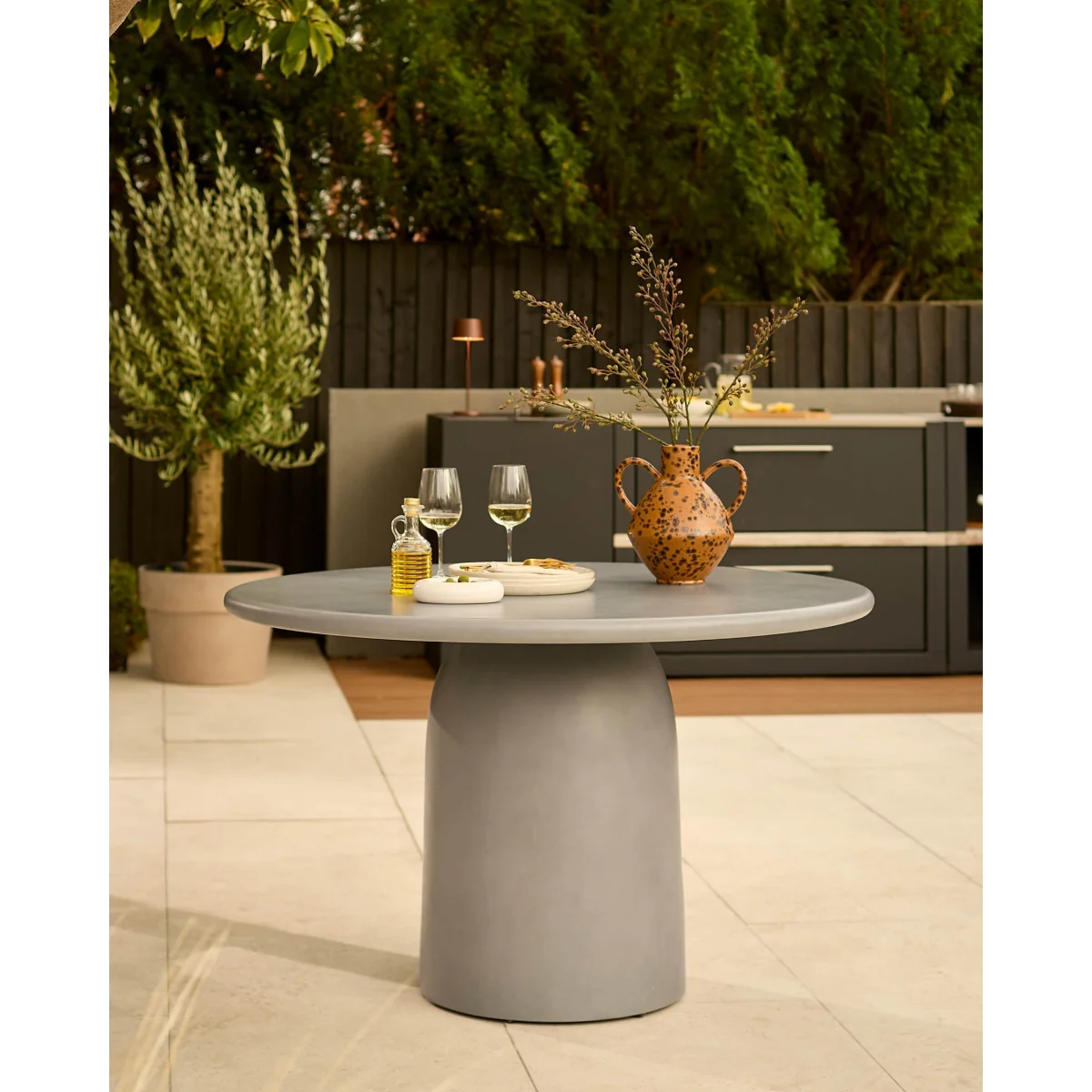 Tesso dark grey 4 seater dining table – image 2